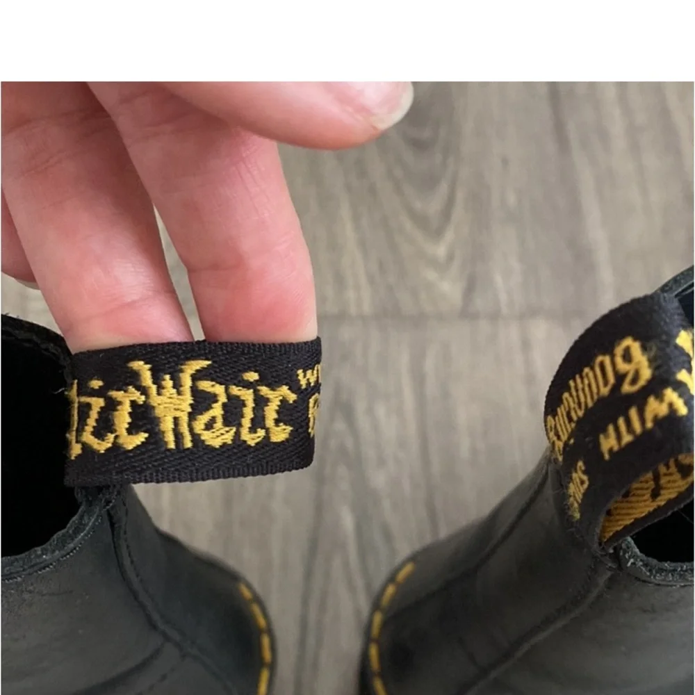 Dr Martens Shiver Hi Black Boots - Picture 7 of 8